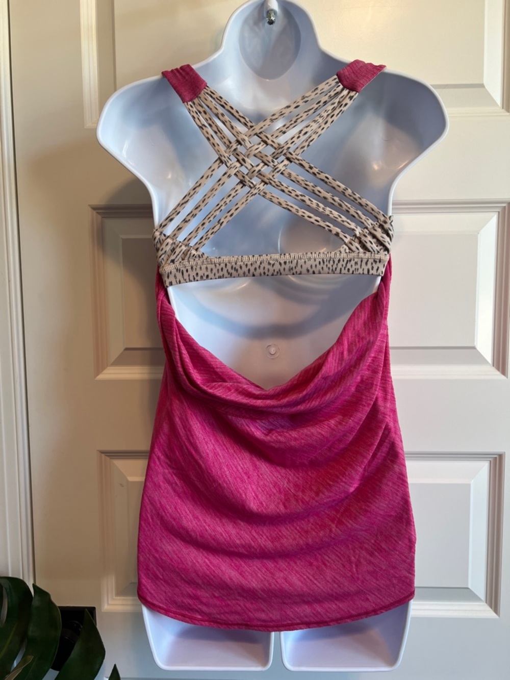 LULULEMON Wild Tank Size 4 Fuschia Magenta Heathered Jewelled Drape Back